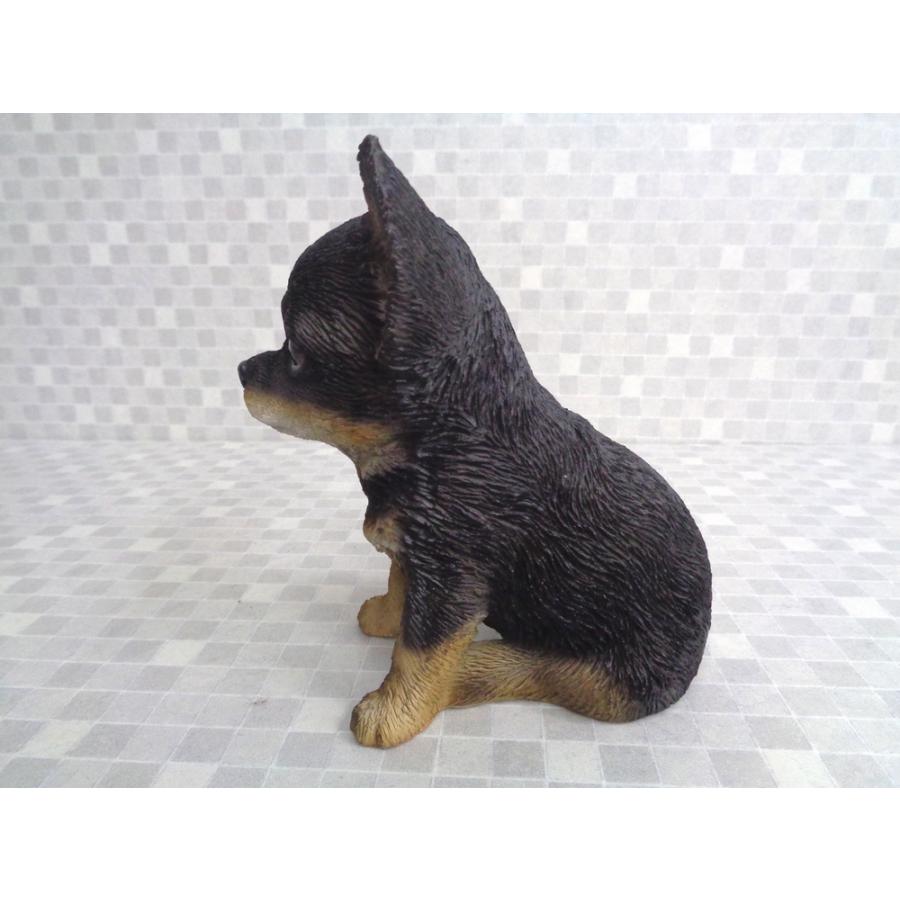 樹脂製 座っている黒と茶色のチワワの子犬 像 置物 ガーデニング 庭 ワケ有り商品 W 22 B E Zipang 通販 Yahoo ショッピング