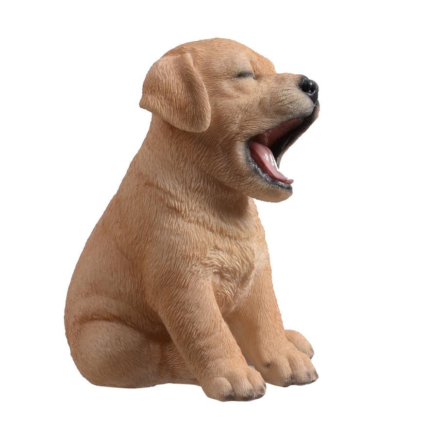 ポリレジン製 ガーデン彫像 動物 犬 あくびをする ラブラドール の子犬