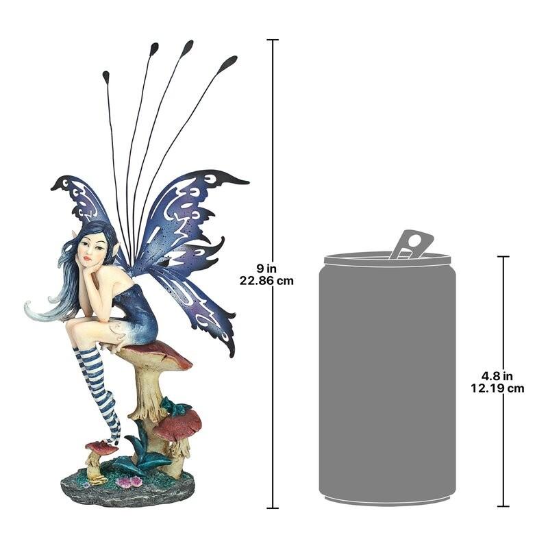 ポリレジン製 ガーデン彫像 フェアリー 妖精 キノコの上に座って休憩し