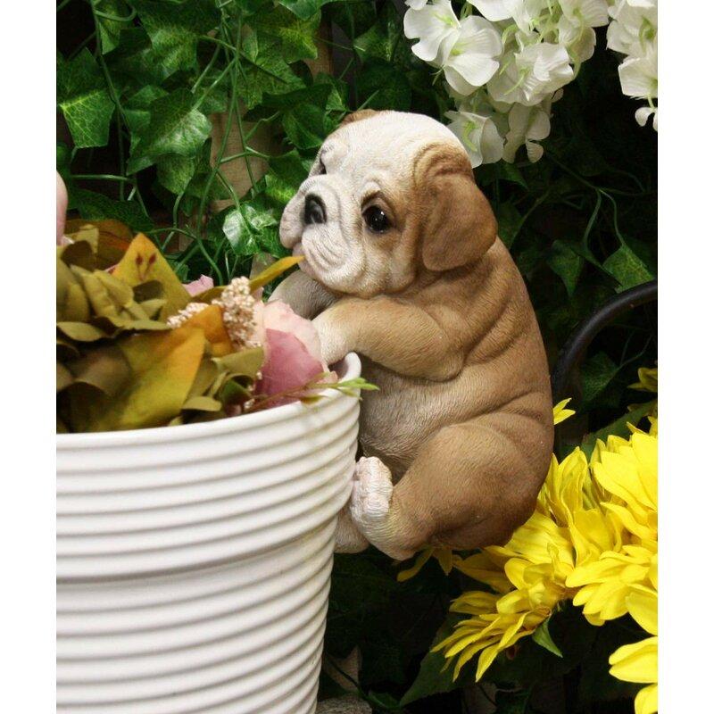 ポリレジン製 ガーデン彫像 動物 犬 ブルドッグ 端にぶら下がっている
