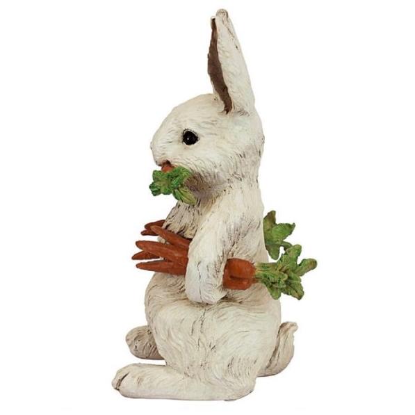 ニンジンをくわえたウサギの像 置物 ガーデニング 庭 ウサギ 兎 バニー