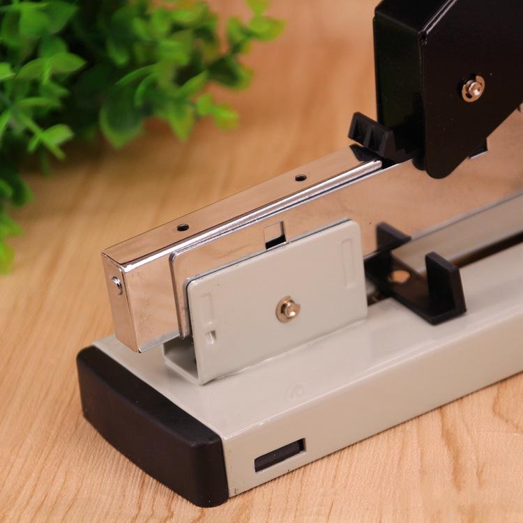 ホッチキス 大型 針 業務用 卓上ステープラー 簡単 23/13 |  | 01