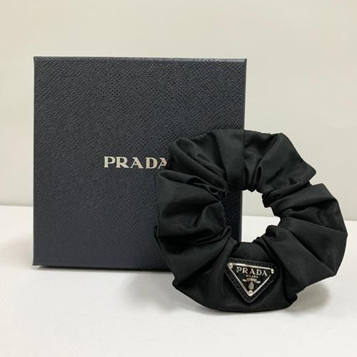 特価格安の通販 プラダ Re Nylon シュシュ レディース ブラック 1IF0152DMI PRADA Gift インポート ブランド ショップ Bianca-rose