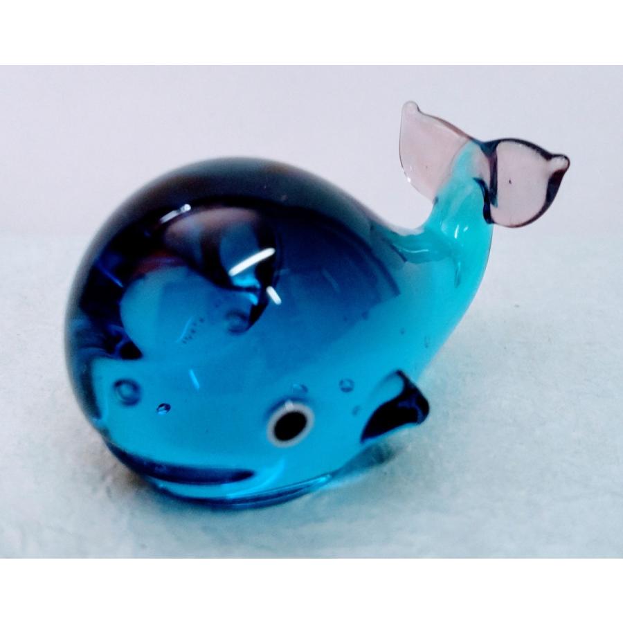 ガラス細工 クジラ（L) 紫/水色 ミニチュア 置物 雑貨 水族館 海 小物