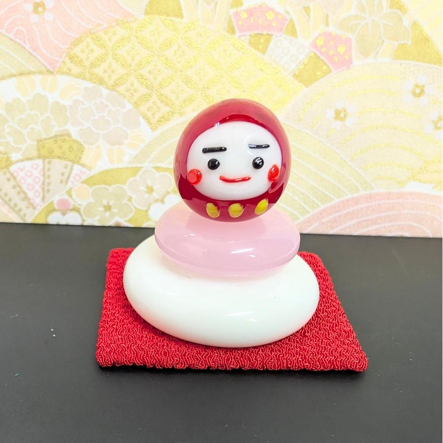 ガラス細工 鏡餅（だるま乗せ）ちりめん台付 ミニチュア 雑貨 置物
