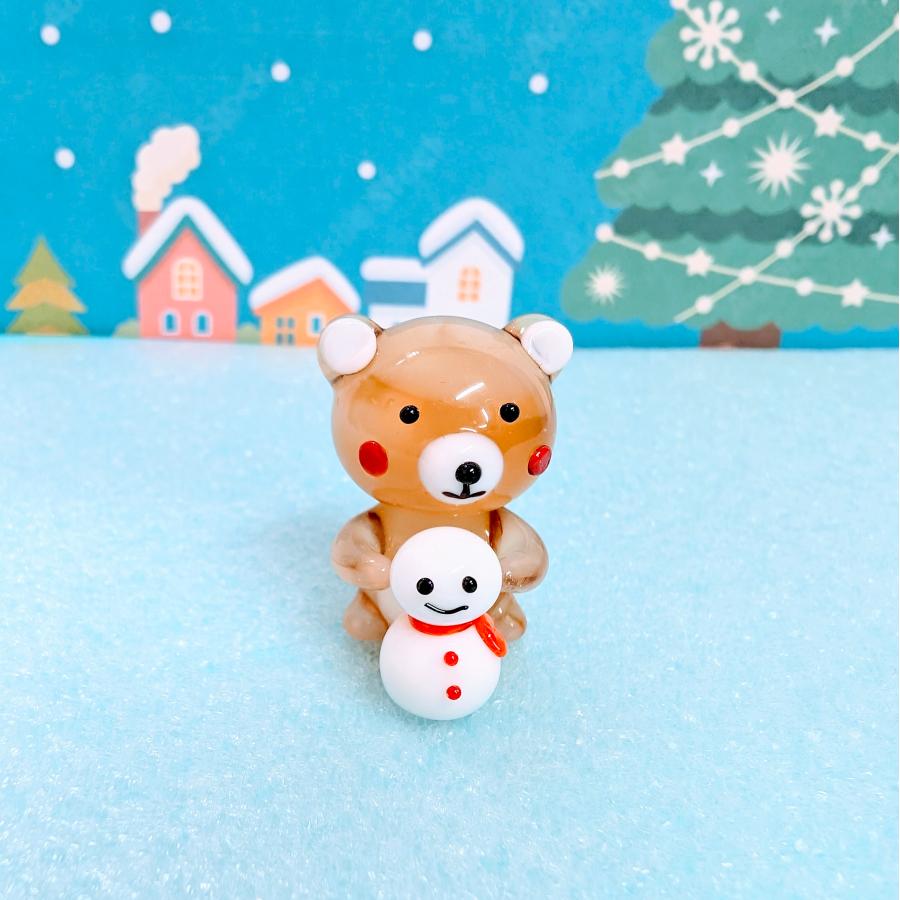 ガラス細工 クマと雪だるま（赤）ミニチュア 雑貨 置物 小物 熊 : きた