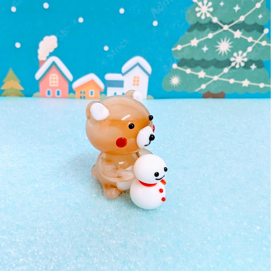 ガラス細工 クマと雪だるま（赤）ミニチュア 雑貨 置物 小物 熊 : きた