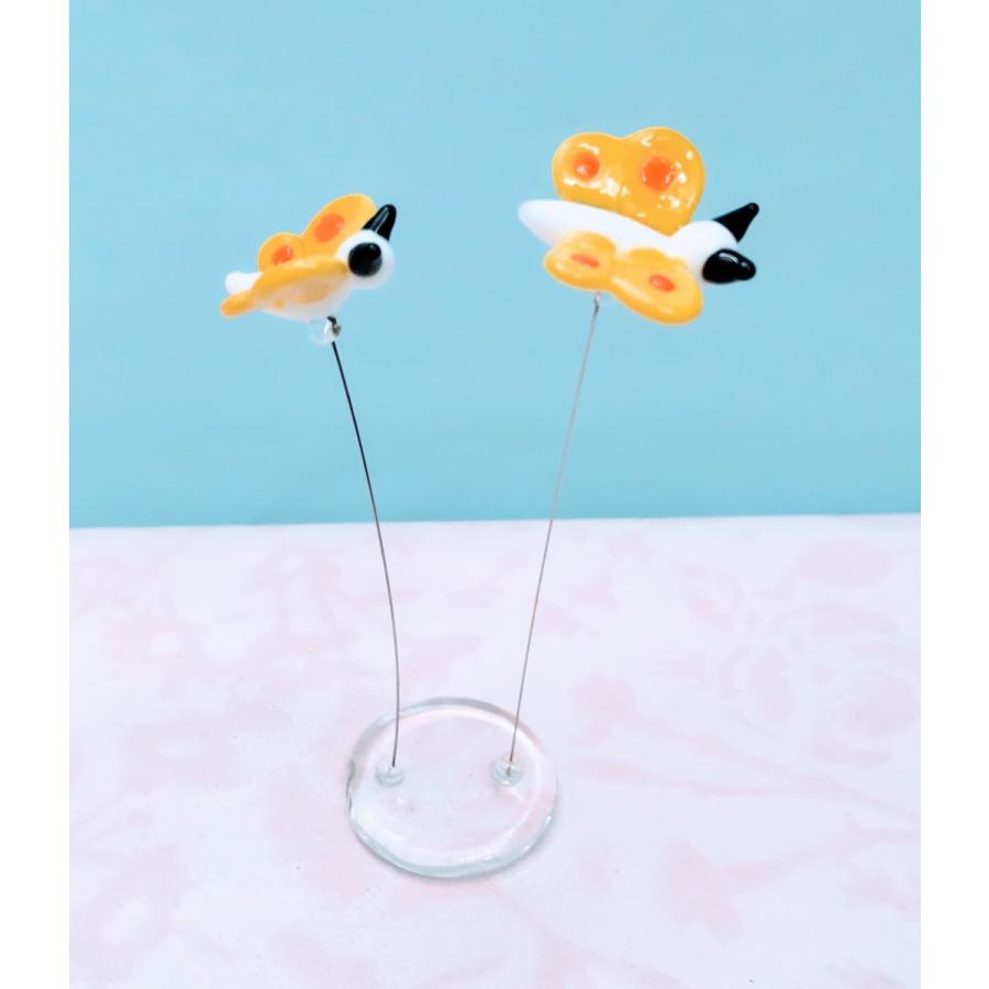 ガラス細工 蝶々2匹（台付）ミニチュア 雑貨 置物 小物 虫 : きたの