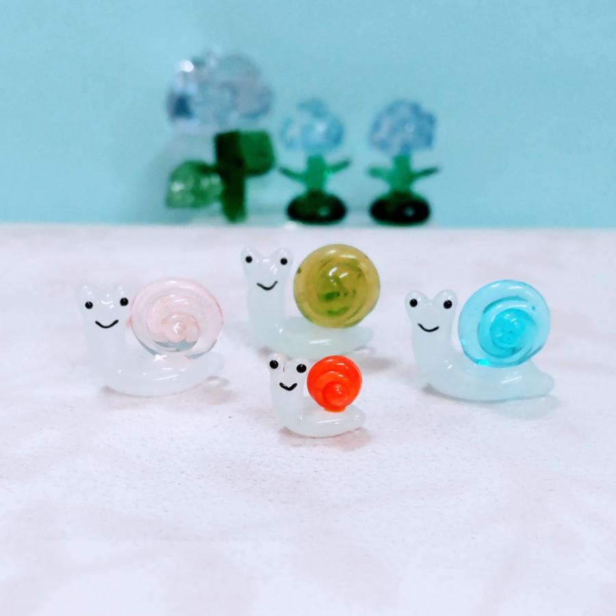 ガラス細工 カタツムリ（S) 青 ミニチュア 雑貨 置物 小物 雨 : きたの