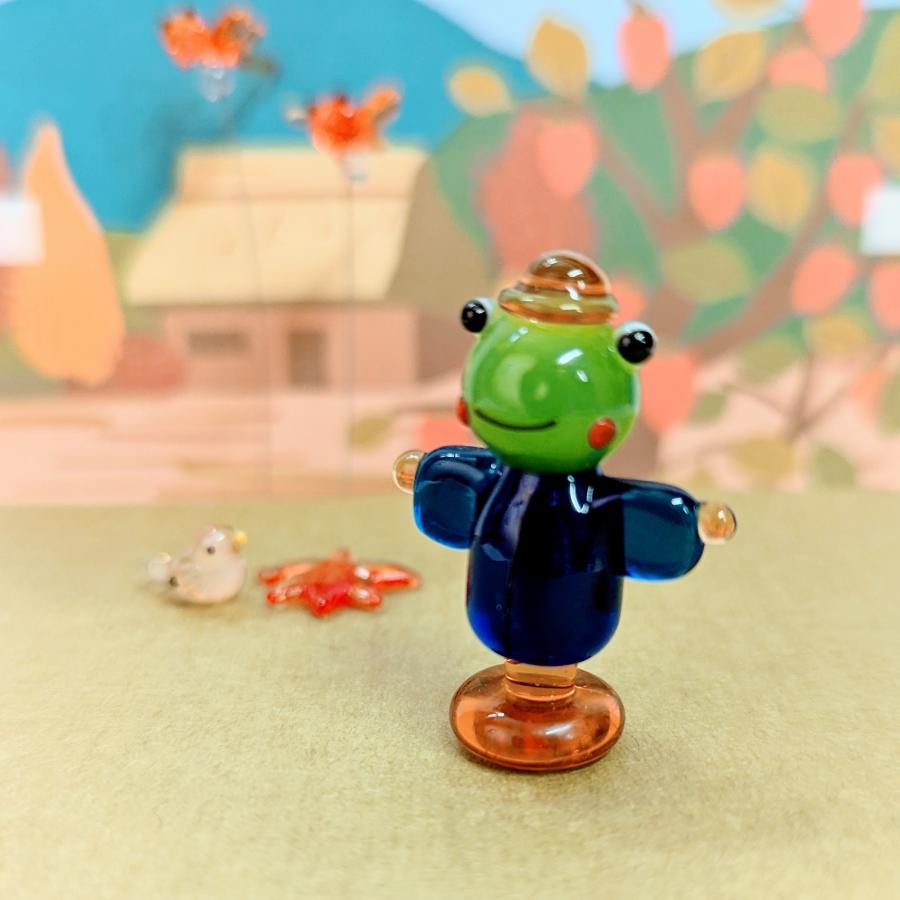 ガラス細工 カエルのかかし ミニチュア 雑貨 置物 小物 蛙 案山子