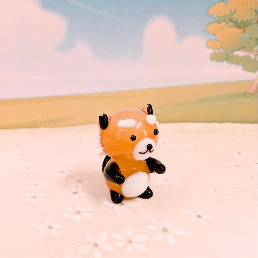ガラス細工 レッサーパンダ（立）ミニチュア 雑貨 置物 小物 : きたの