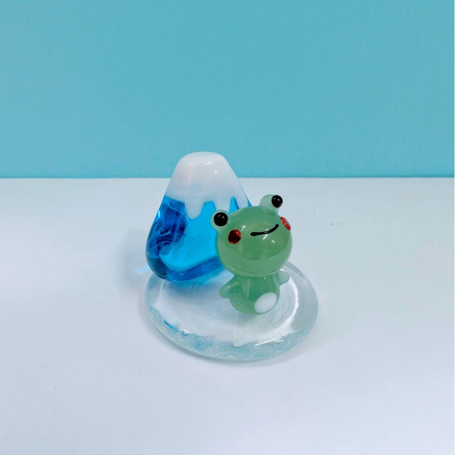 ガラス細工 無事（富士）かえる（緑）S ミニチュア 雑貨 置物 小物 蛙