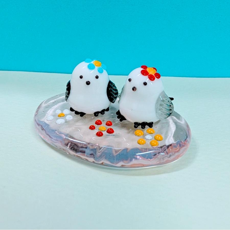 シマエナガとお花　ガラス細工　ミニチュア シマエナガとお花 ガラス細工 ミニチュア