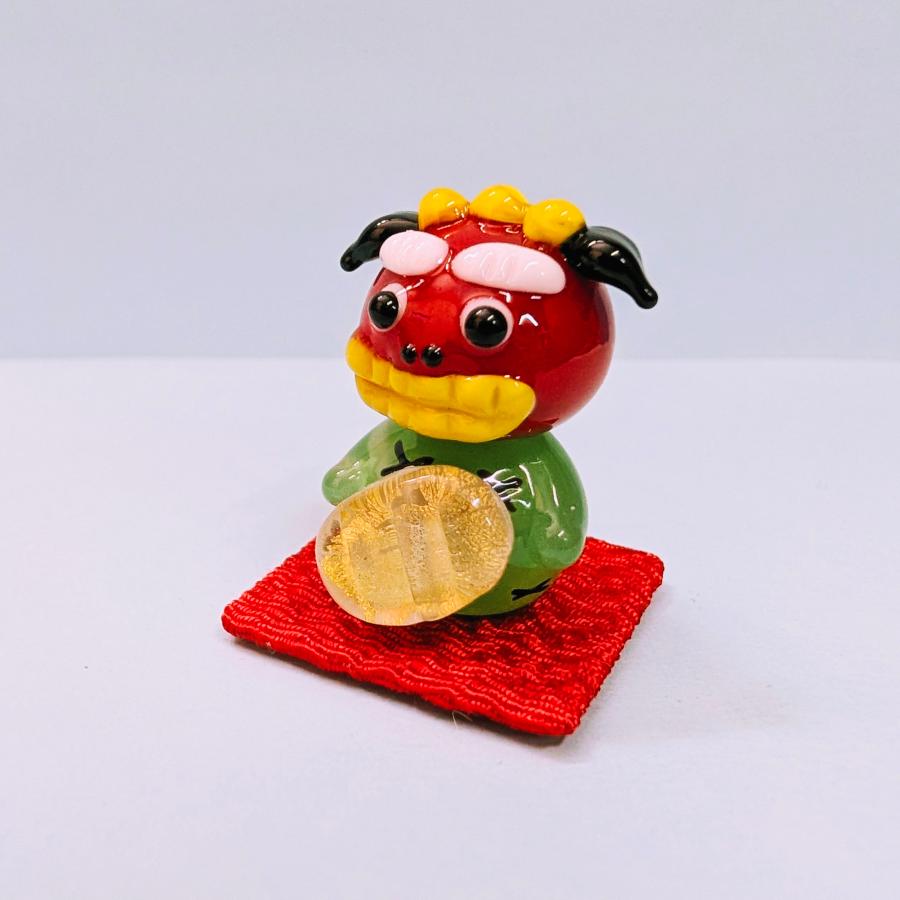 ガラス細工 獅子舞いと小判（金箔入）ちりめん台付 ミニチュア 置物