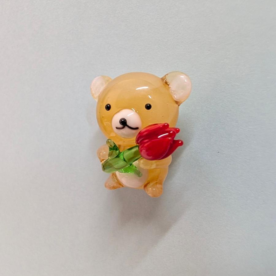 ガラス細工 マグネット クマとチューリップ（赤）ミニチュア 強力