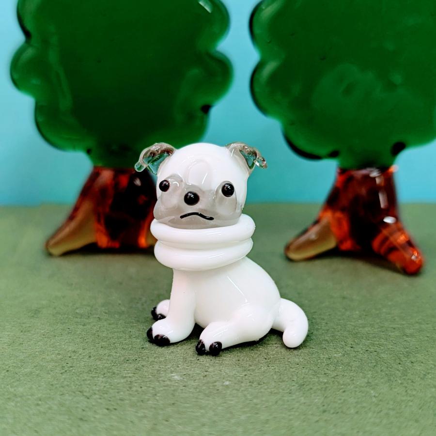 ガラス細工 パグ（L) ミニチュア 置物 雑貨 犬 : きたのガラス工芸