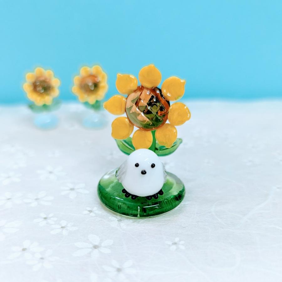 シマエナガとお花　ガラス細工　ミニチュア ガラス細工 花シマエナガ（M) 青 ミニチュア 雑貨 置物 小物 鳥