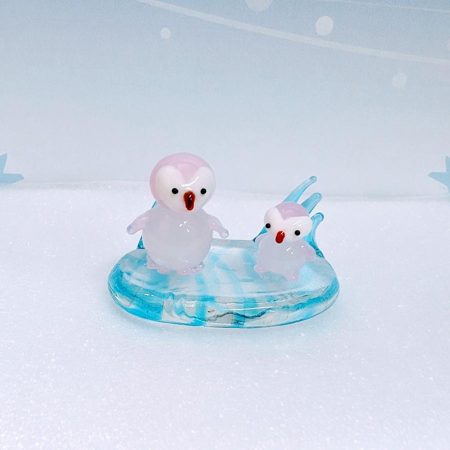 ガラス細工 ペンギン2羽 波台付（ピンク）ミニチュア 雑貨 置物 小物