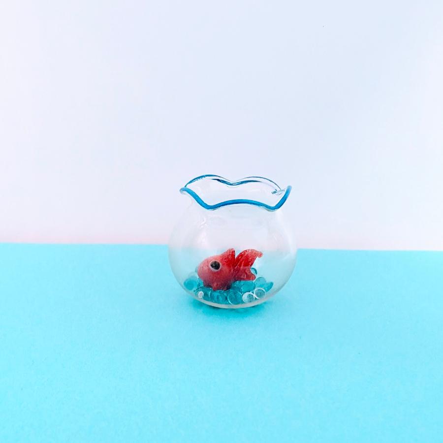 ガラス細工 金魚鉢と金魚（ミニ）砂付 ミニチュア 雑貨 置物 小物 夏