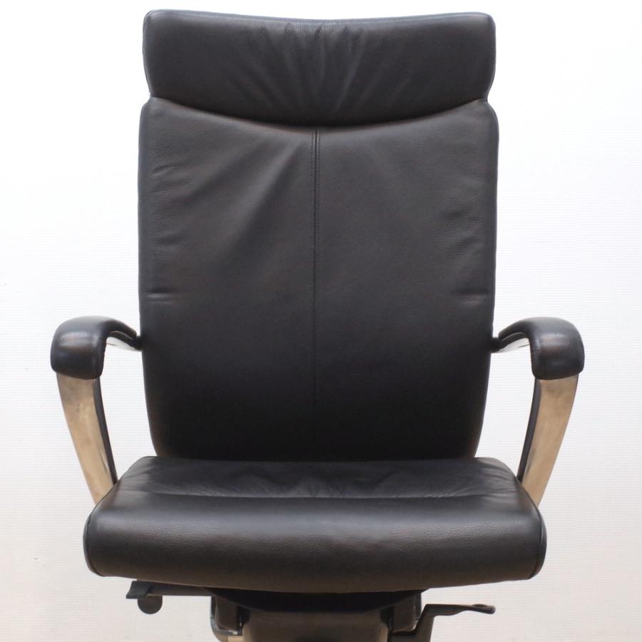 中古オフィスチェア（イトーキ プレクサスチェア ハイバック 皮革張 ） 肘付 ブラック KWE-655LE-Z9T1 中古】プレクサス KWE-655LE-Z9T1 イトーキ/ITOKI 肘付ハイバック