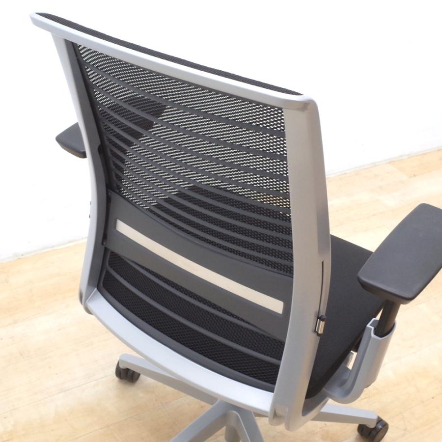 Steelcase（スチールケース） オフィスチェア Think シンクチェア 肘付 