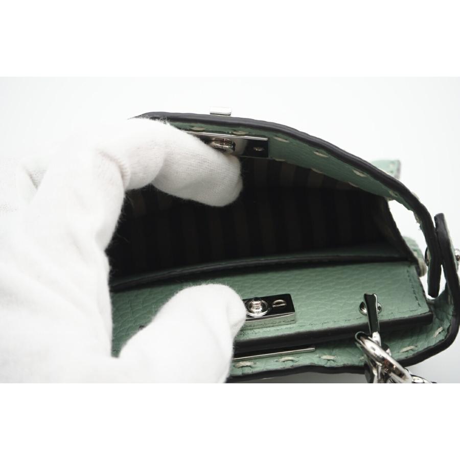 FENDI（フェンディ） ☆3日以内返品可☆ セレリア ピーカブー ISeeU