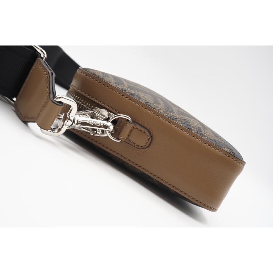 ★3日以内返品可★ 極美品 FENDI フェンディ FFキャンバス ダイアゴナル カメラケース 7M0286 ショルダーバッグ | FENDI | 06