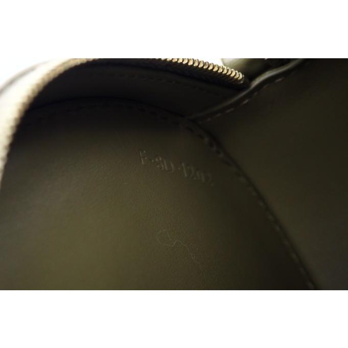 ★3日以内返品可★ 極美品 CELINE セリーヌ トリオンフ オーバルパース キュイル レザー ショルダーバッグ | CELINE | 09