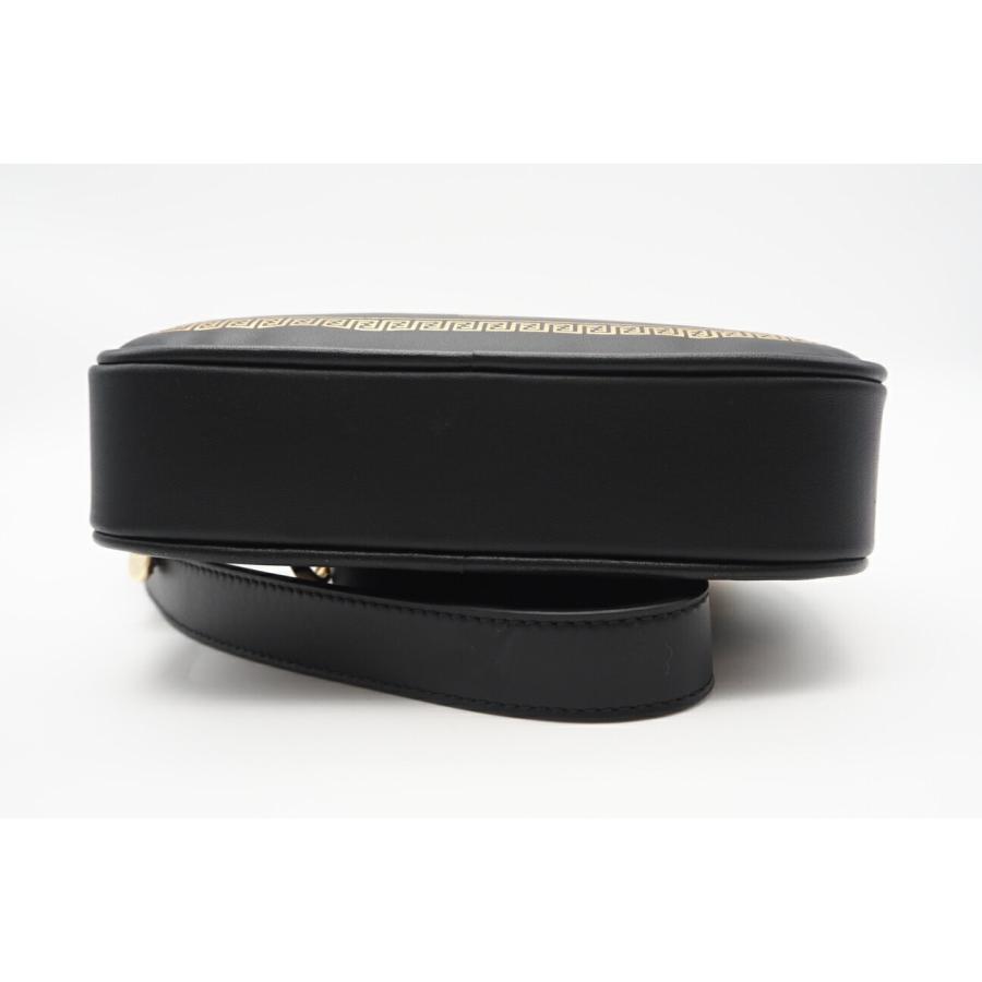 FENDI（フェンディ） ☆3日以内返品可☆ 美品 レザー フェンディ