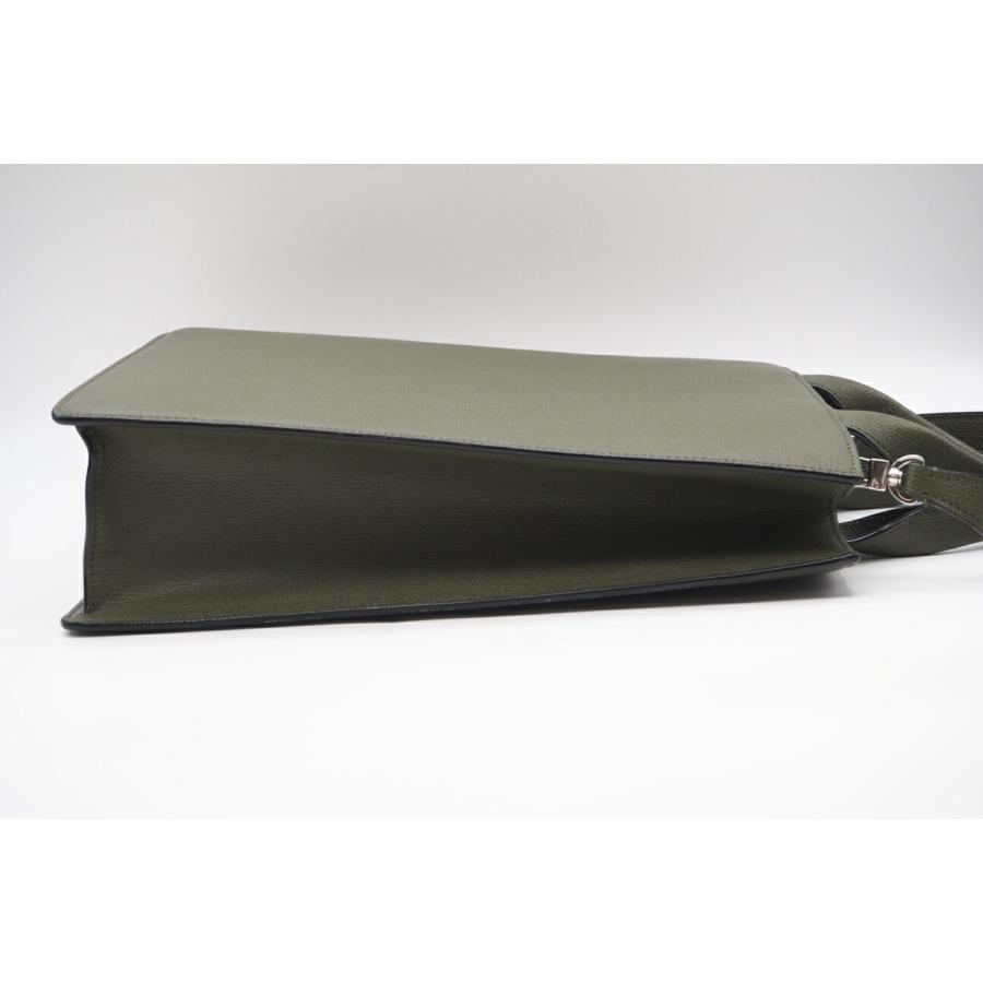 ★3日以内返品可★ 美品 Valextra ヴァレクストラ ソフトカーフスキン ボクシィ ミリタリー | Valextra | 07