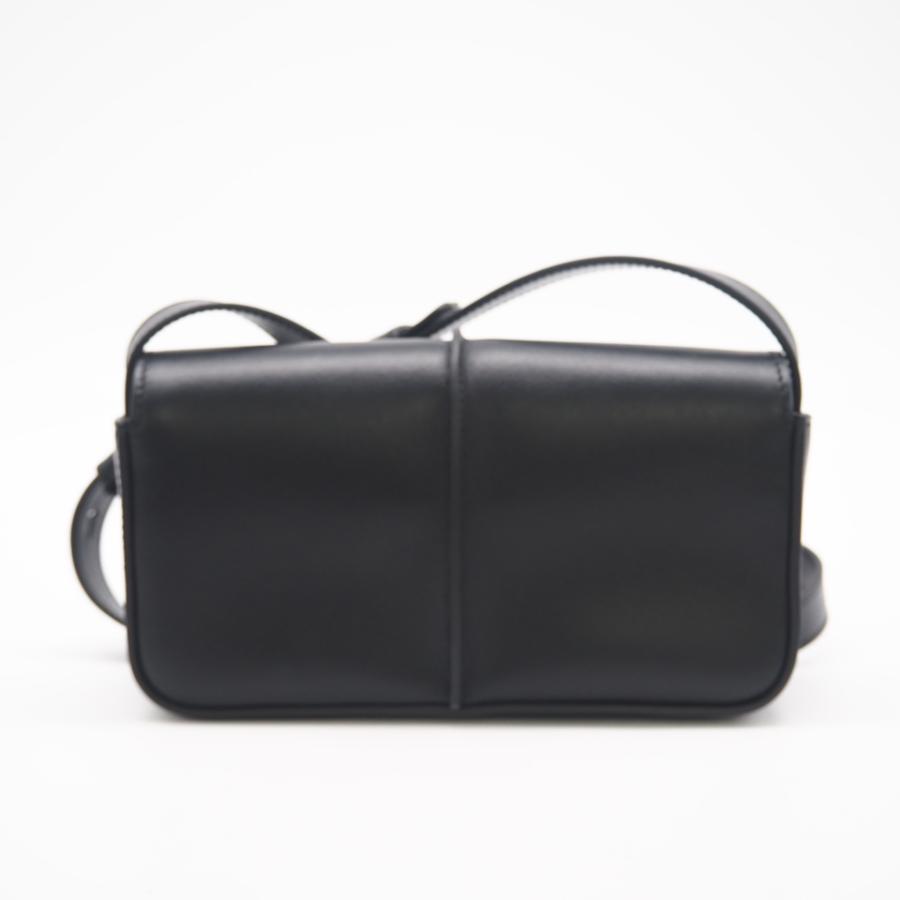 ★3日以内返品可★ 美品 TOD’S トッズ カーフレザー T タイムレス レザー クロスボディ バッグ マイクロ |  | 02