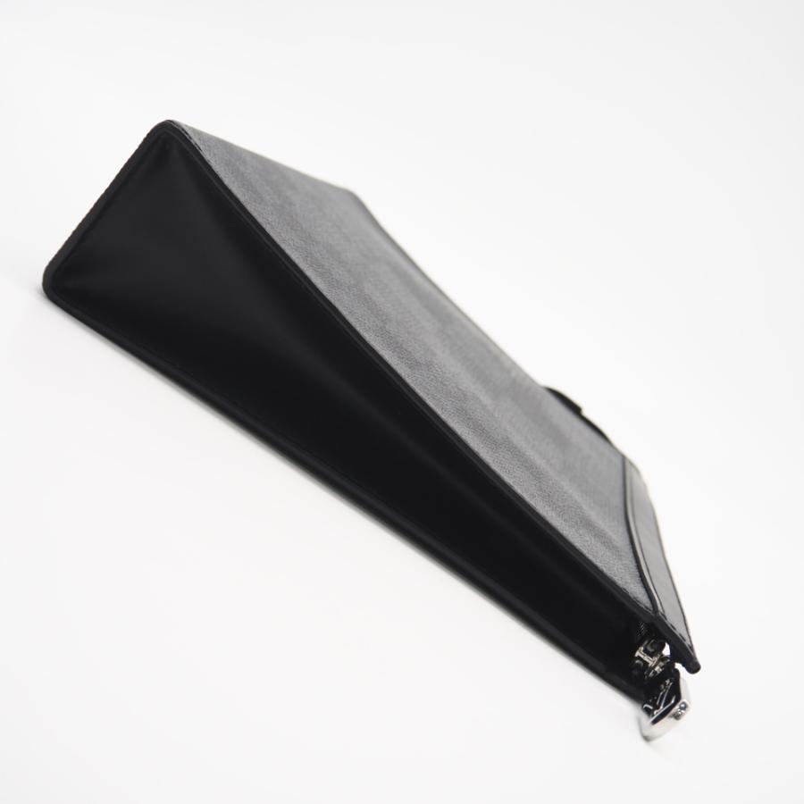 LOUIS VUITTON（ルイ・ヴィトン） ☆3日以内返品可☆ グラフィット3D