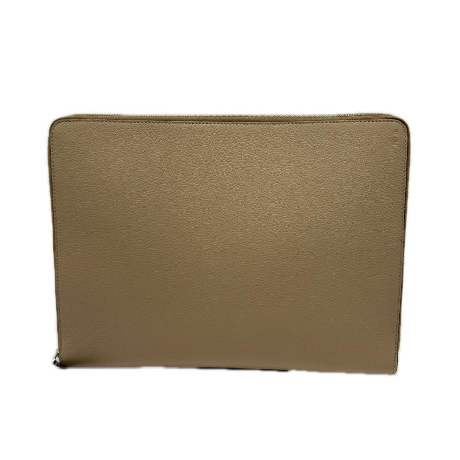 ★3日以内返品可★ 美品 FENDI フェンディ フェンディロゴ レザー クラッチバッグ 7N0167 クラッチバッグ ベージュ レザー メンズ FENDI（フェンディ） ☆3日以内返品可☆ 美品 フェンディロゴ レザー