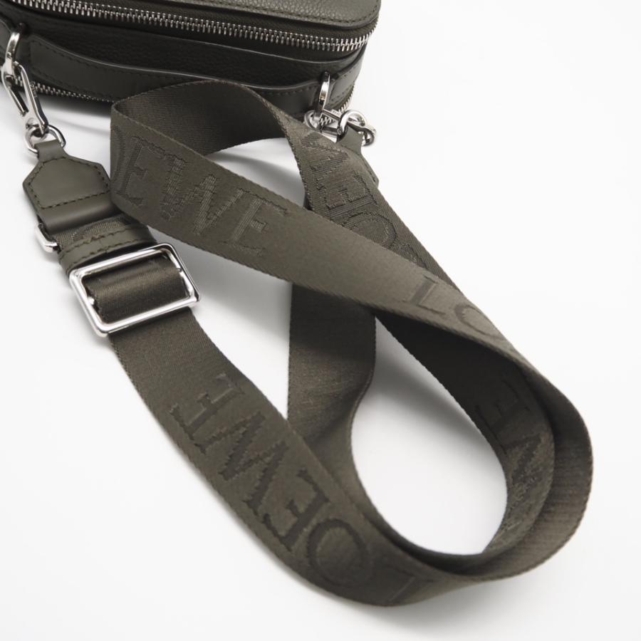 ★3日以内返品可★ 未使用 LOEWE ロエベ アナグラム クロスボディ カメラバッグ ミニ カーキグリーン | LOEWE | 04