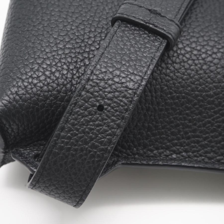 ★3日以内返品可★ 極美品 LOEWE ロエベ アナグラム バーティカル Tポケット ボディバッグ C500P02X02 | LOEWE | 05