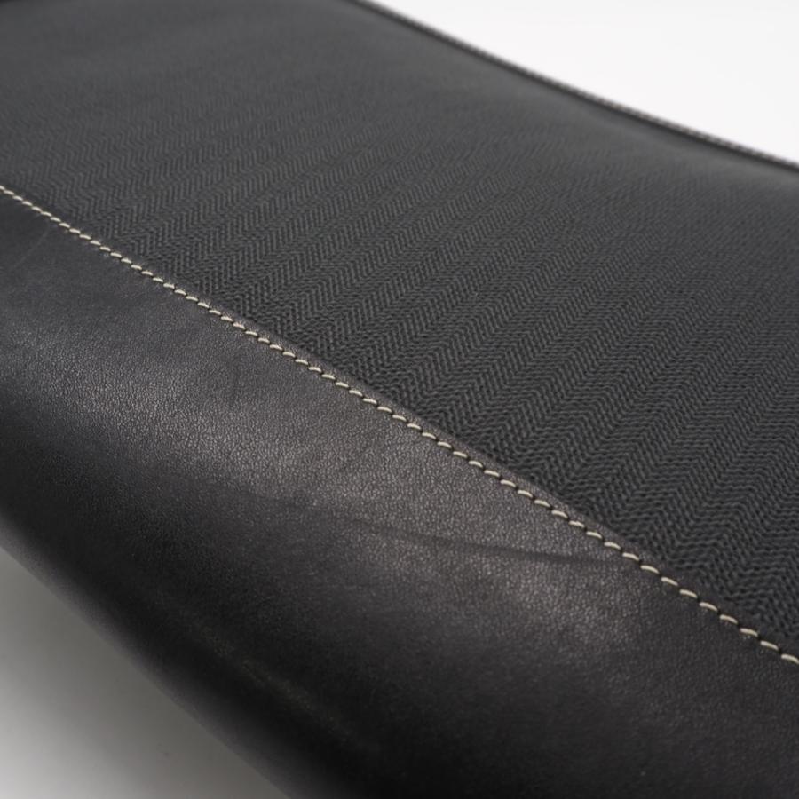 dunhill（ダンヒル） ☆3日以内返品可☆ 美品 レザー クラッチバッグ