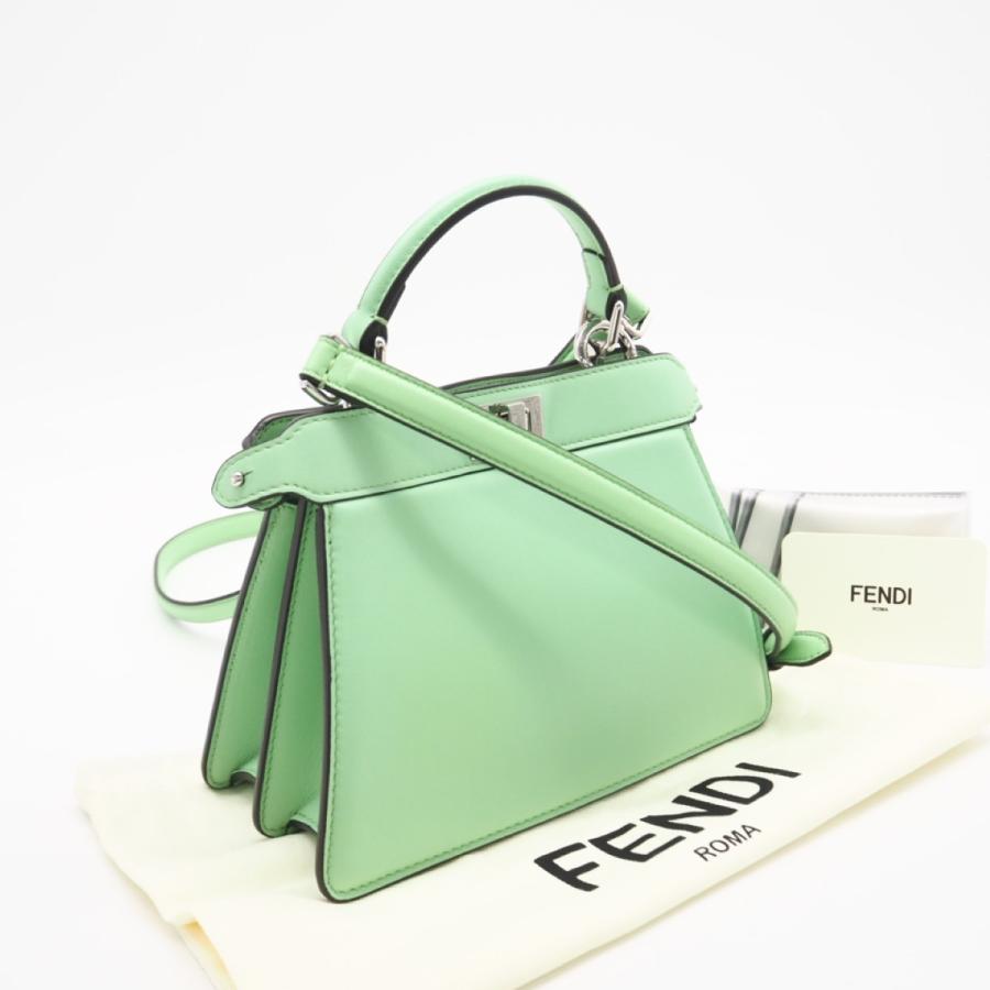 FENDI（フェンディ） ☆3日以内返品可☆ 美品 レザー ピーカブー ISeeU 