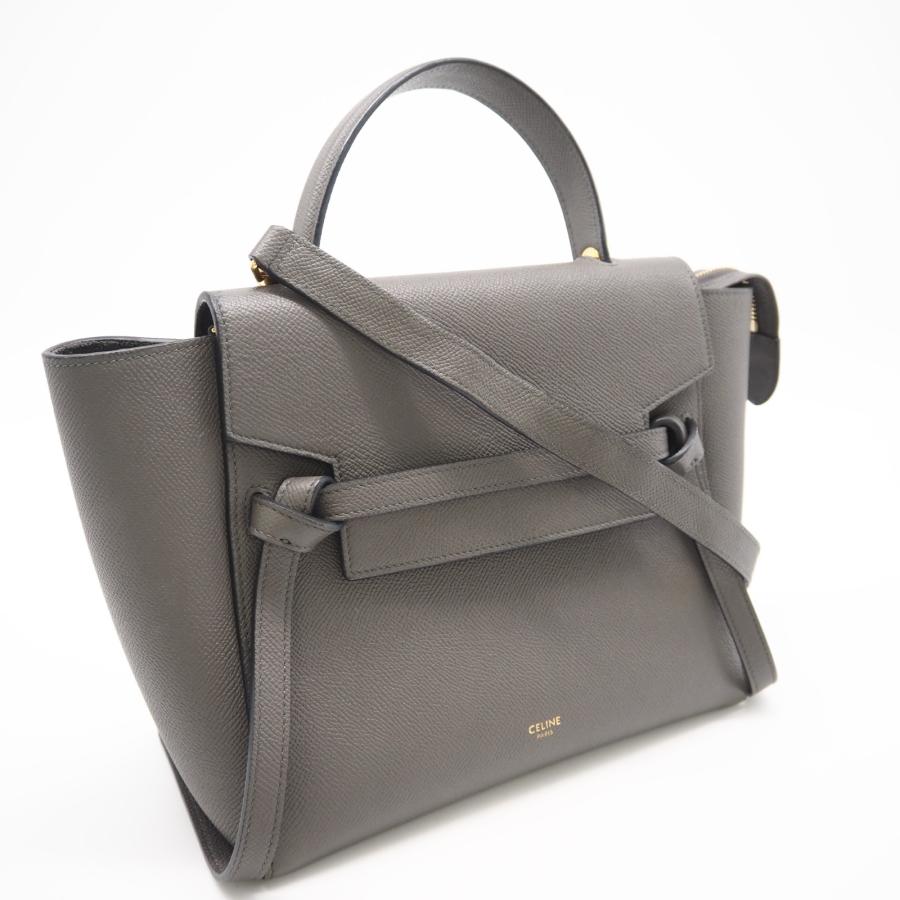 ねね CELINE（セリーヌ） ☆3日以内返品可☆ 美品 レザー ベルトバッグ
