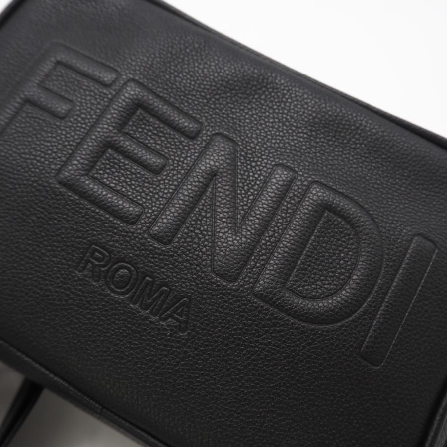 FENDI（フェンディ） ☆3日以内返品可☆ 美品 FENDI ROMA カメラケース