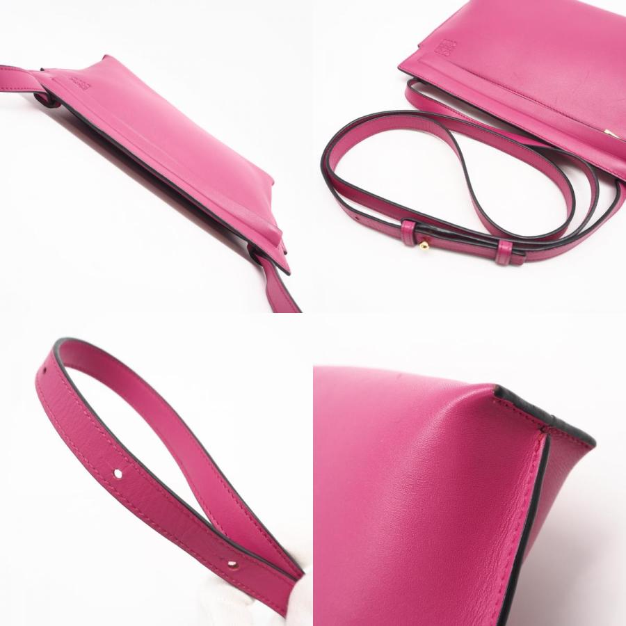 LOEWE（ロエベ） ☆3日以内返品可☆ 美品 アナグラム Tポーチ