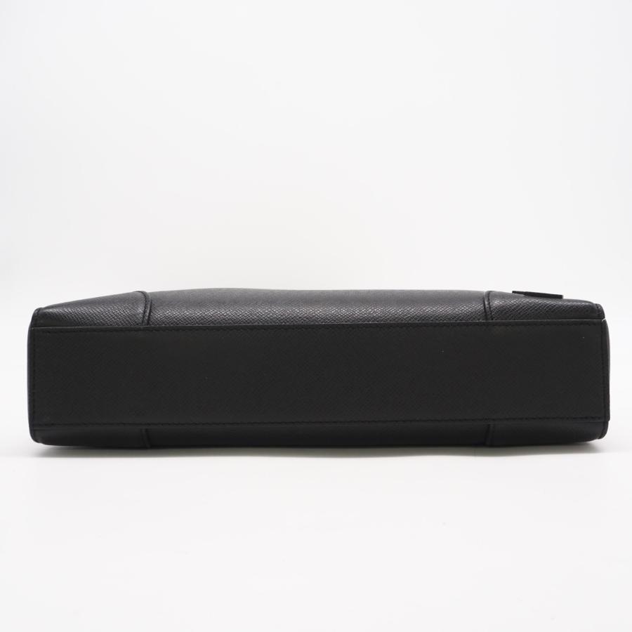 LOUIS VUITTON（ルイ・ヴィトン） ☆3日以内返品可☆ 美品 タイガ