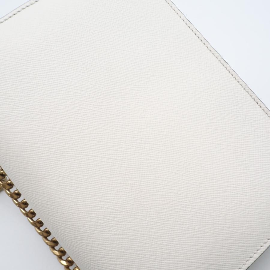 PRADA（プラダ） ☆3日以内返品可☆ 極美品 サフィアーノ チェーン