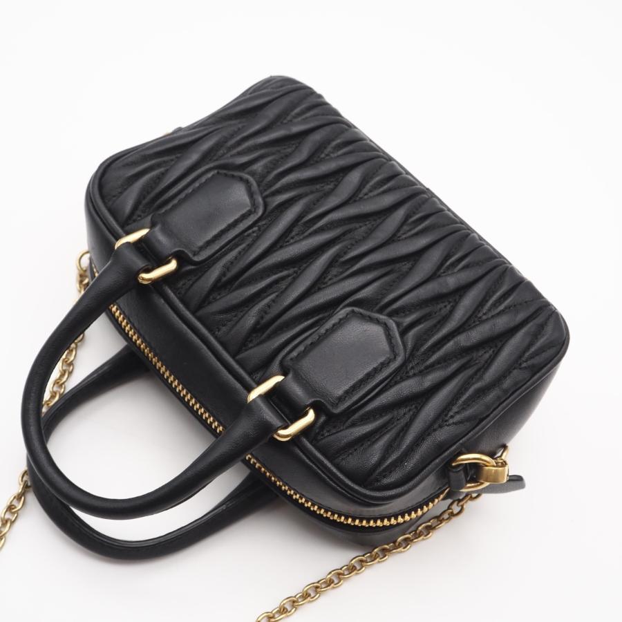 miu miu（ミュウミュウ） ☆3日以内返品可☆ 美品 アルカディ