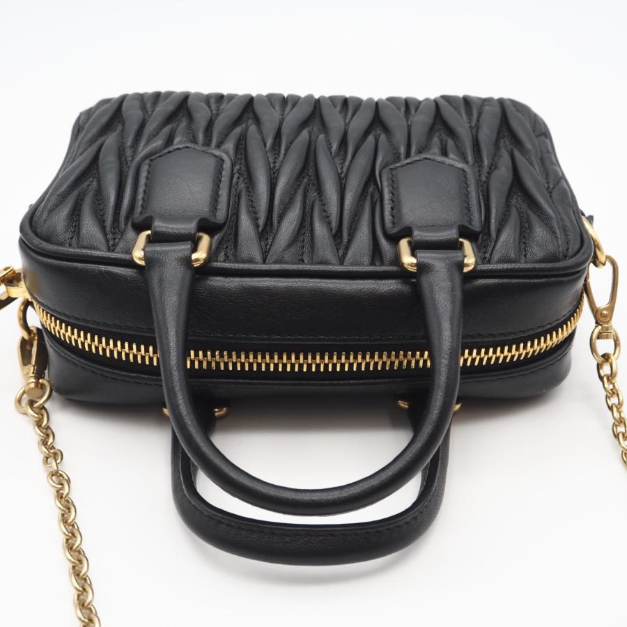 miu miu（ミュウミュウ） ☆3日以内返品可☆ 美品 アルカディ