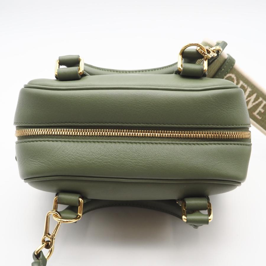 LOEWE（ロエベ） ☆3日以内返品可☆ 美品 アナグラム ナパカーフ