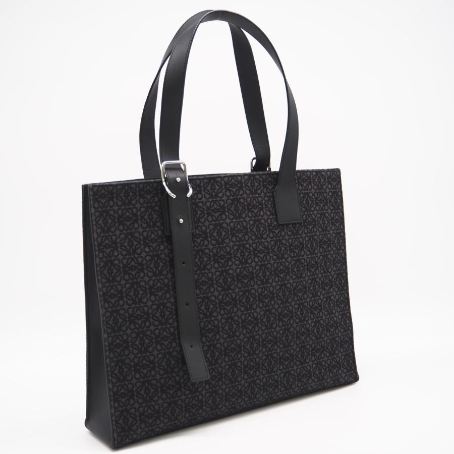 LOEWE（ロエベ） ☆3日以内返品可☆ 美品 アナグラム バックル