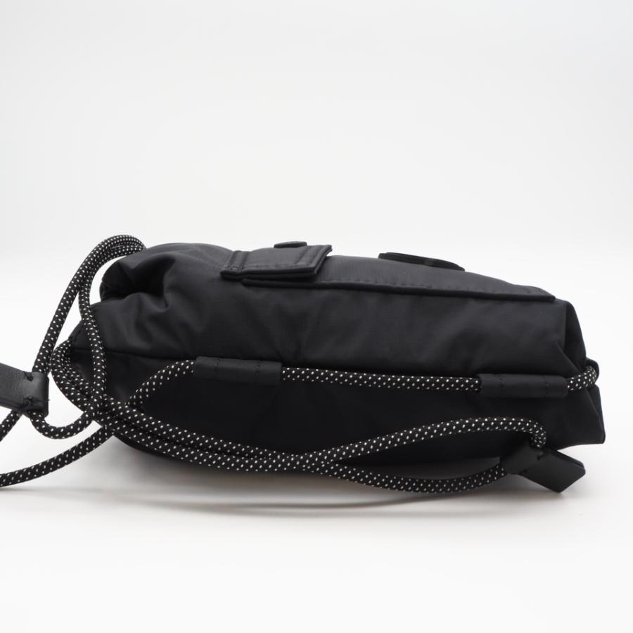 ★3日以内返品可★ 極美品 MONCLER モンクレール ナイロン クロスボディバッグ J109A5L00003 M3815の画像