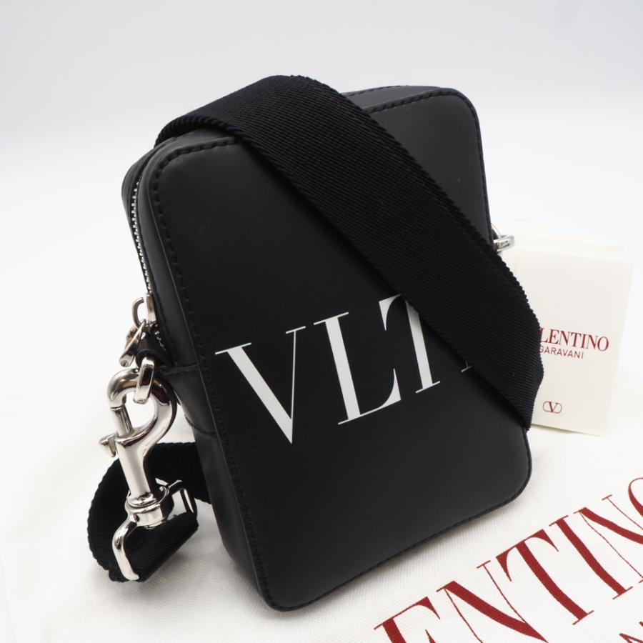 VALENTINO（ヴァレンティノ） ☆3日以内返品可☆ 極美品 カーフスキン