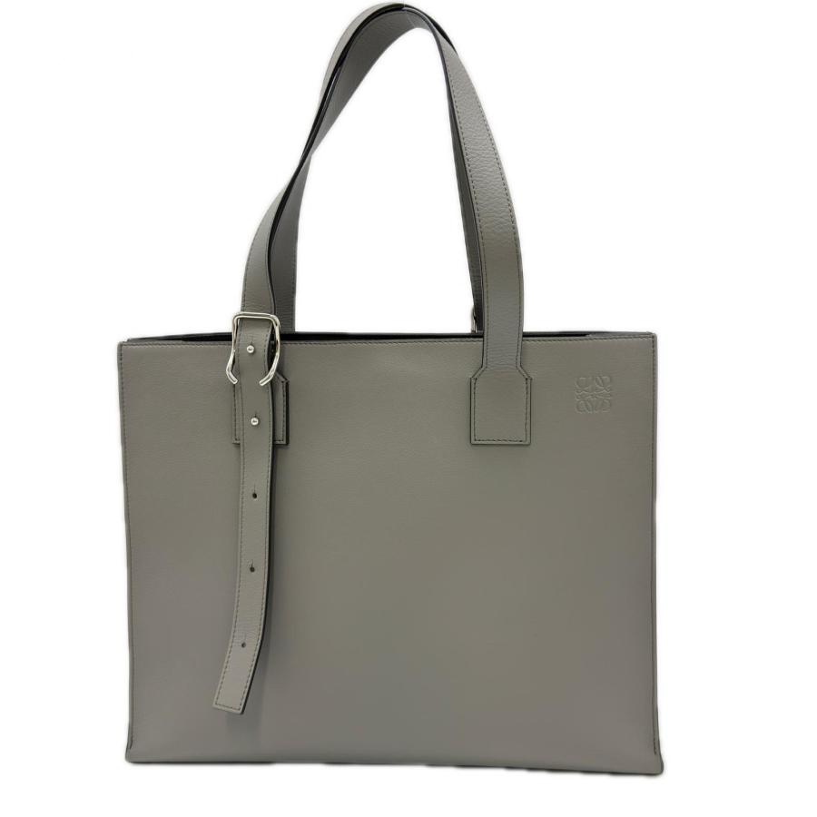 LOEWE（ロエベ） ☆3日以内返品可☆ 美品 アナグラム ホリゾンタル 