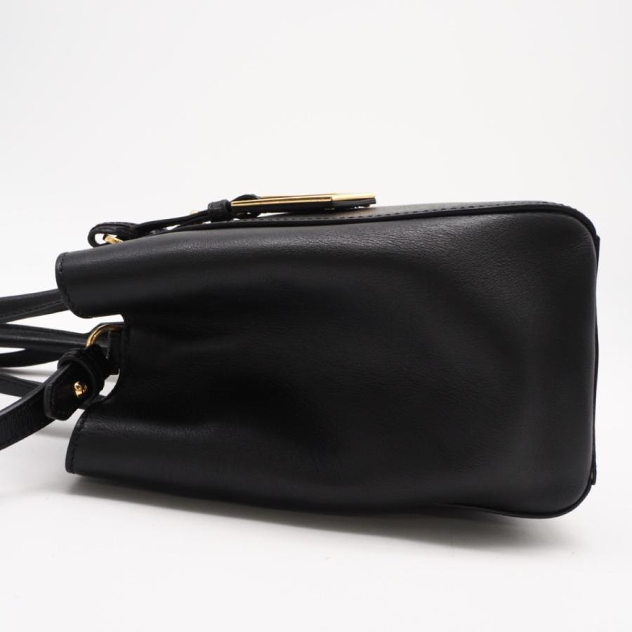 ★3日以内返品可★ 美品 FENDI フェンディ レザー プチトゥージュール 8BH253 2wayハンドバッグ ブラック